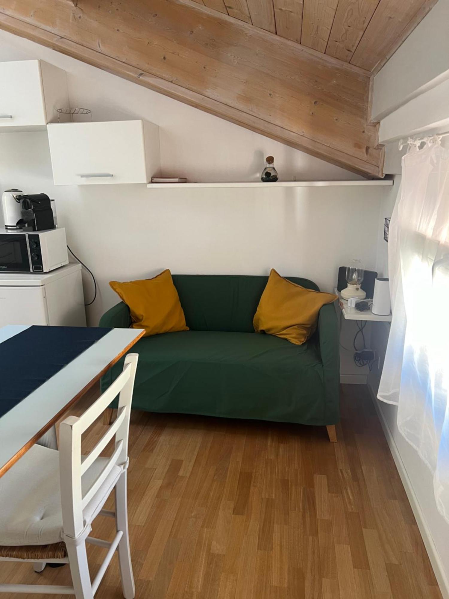 La Mansarda In Centro Apartman Modena Kültér fotó